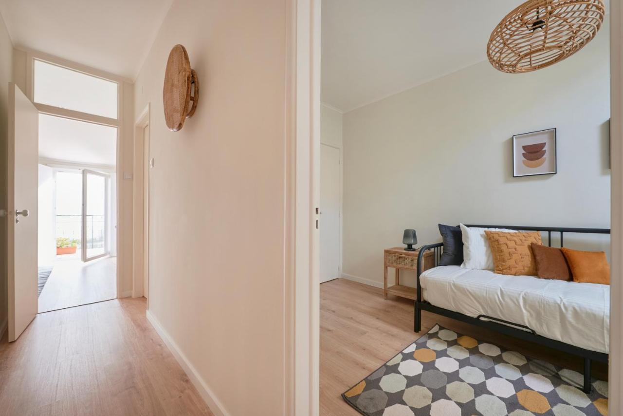 Apartment Fantastic With Balcony In Bica